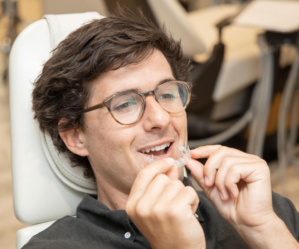 INVISALIGN® FOR ADULTS